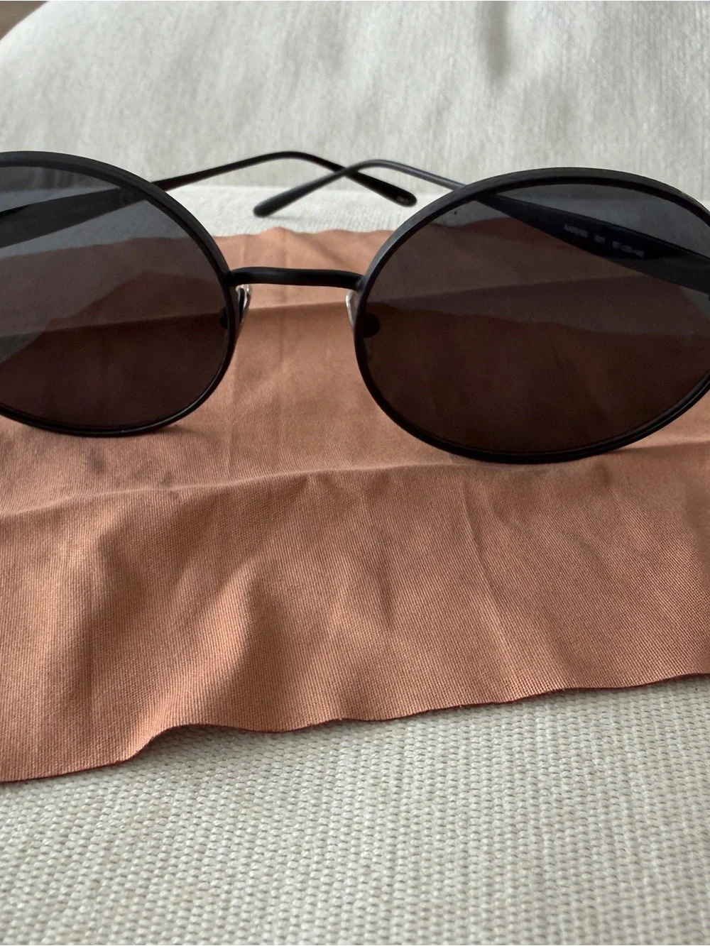 ALAÏA AA0016S 001 Oval Black Metal Sunglasses 57-20-140 + Case & Cloth